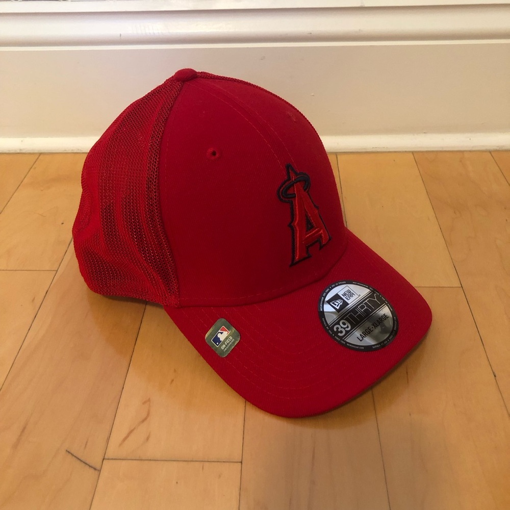 New Era 39Thirty Angels Cap - Large/XLarge